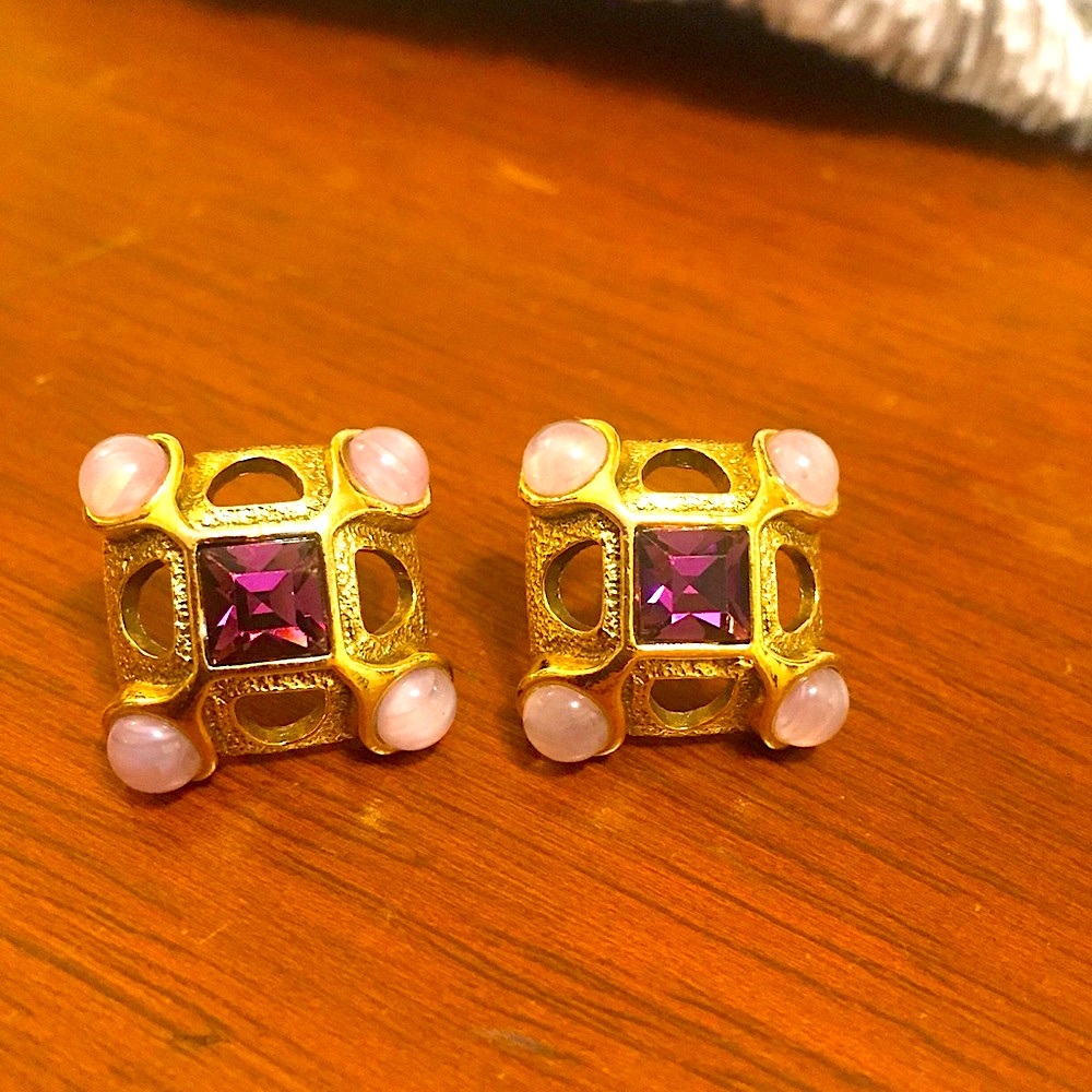 Vintage Jewelry Set - Picture 9 of 11